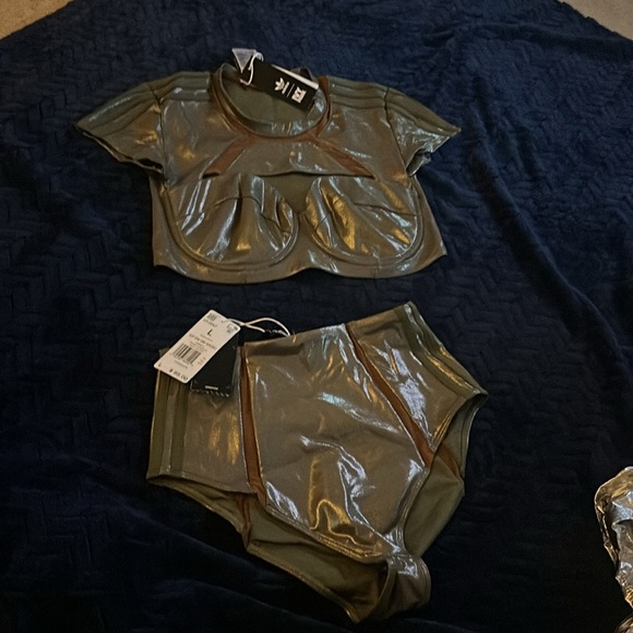 Ivy park bathing suit Two-Piece Set size L nwt - Picture 3 of 5